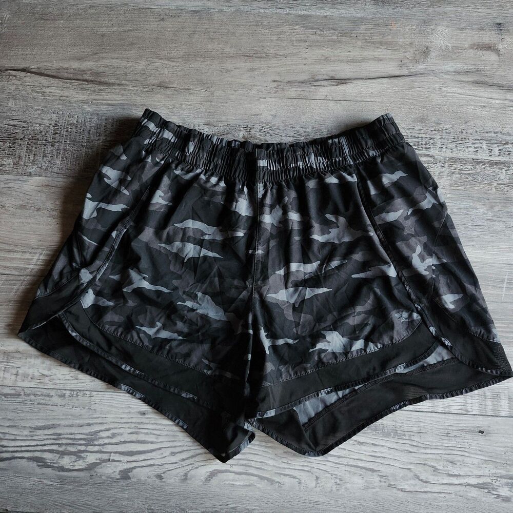 (1X) Athleta Mesh Racer Run Short 4"